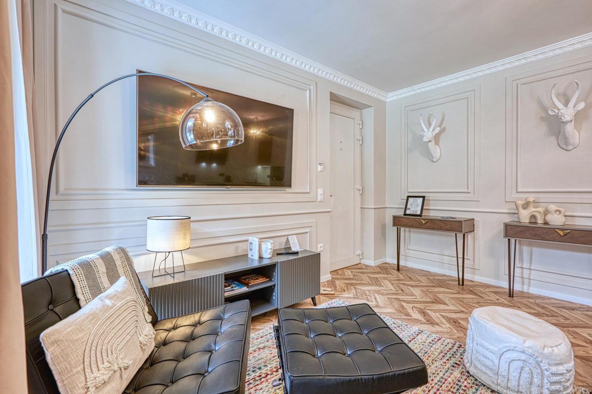 The Doors Luxury Apartment Mosonmagyarovar Exterior photo