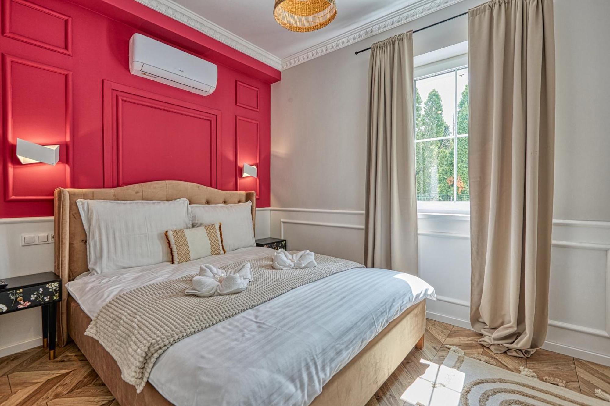 The Doors Luxury Apartment Mosonmagyarovar Exterior photo